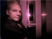 Bóng đá anh, ngoại hạng anh, lịch thi đấu euro 2012, Chủ WikiLeaks tìm cách tại ngoại